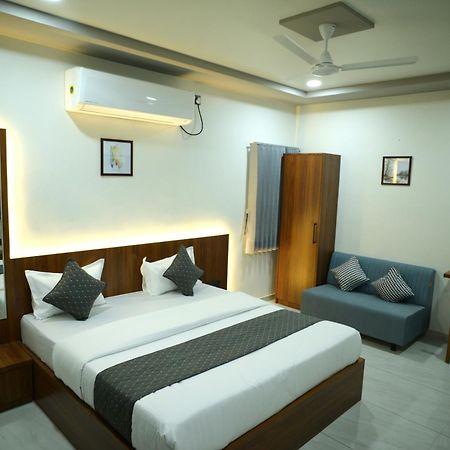 Hotel Aagman Palanpur Экстерьер фото