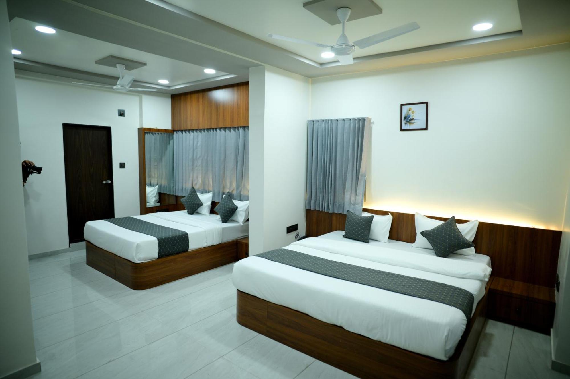 Hotel Aagman Palanpur Экстерьер фото