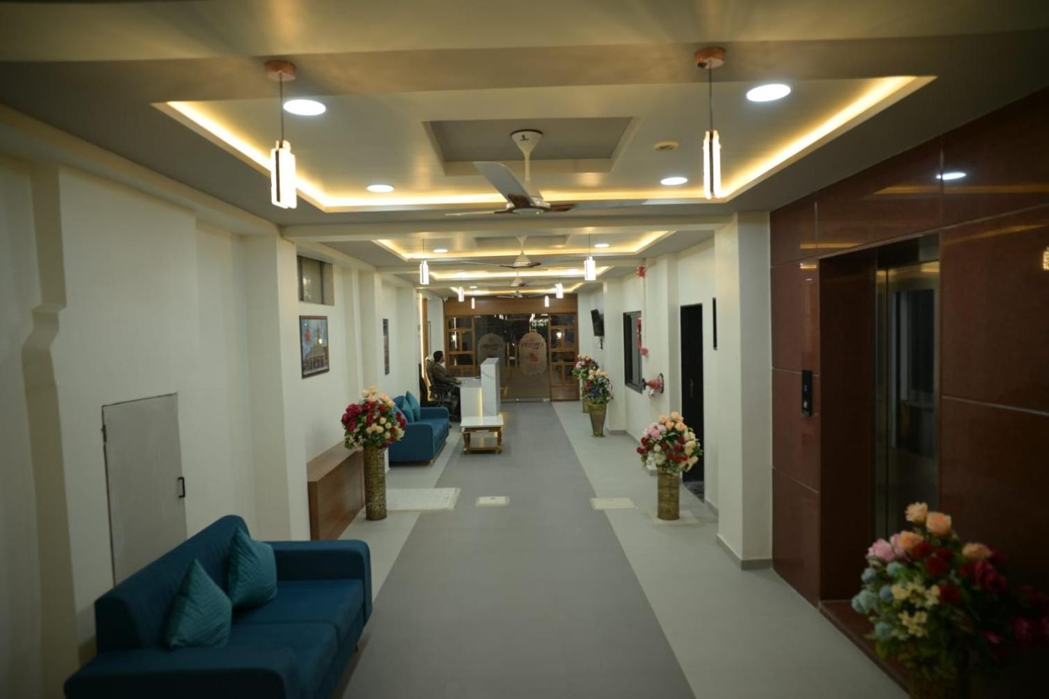 Hotel Aagman Palanpur Экстерьер фото